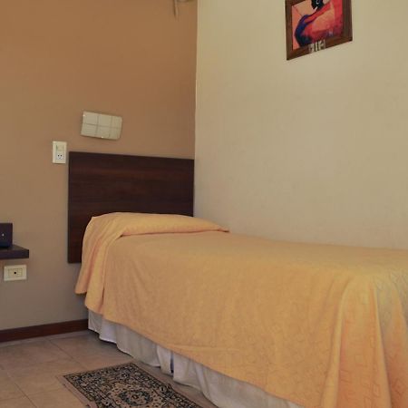 Hotel La Posada Del Viajero Río Cuarto Eksteriør billede