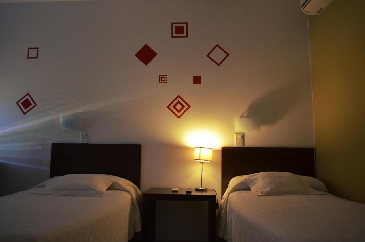 Hotel La Posada Del Viajero Río Cuarto Eksteriør billede